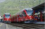 Während der RhB Allegra ABe 8/12 3505 in Tirano für den offiziellen Festakt bereits am Bahnstieg weilt, steht  der ABe 4/12 3503 für Publikumsfahrten nach Poschiavo bereit.
