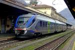 Minuetto ALe 501-022 steht am 31 dezember 2019 in Domodossola und tragt die neue Reggionale-Farben der FS.