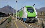 In Domodossola ist der Trenord Caravaggio ETR 522 144 (UIC 94 83 4522 844-9 I_TN) abgestellt, er wird später als  Regionale  nach Milano fahren. 

13. Nov. 2025