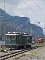 Der Extrazug wurde in Meiringen auf Gleis vier von SBB HGe 4/4 I N° 1992 'Giswil abgestellt; der 'Muni' rangiert nun weiter, um in der Folge auf Gleis zwei aus- bzw. abgestellt zu werdne. 23. August 2025