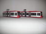 2 meiner Siku Stra�enbahnen in der Gr��e 1:87.