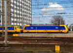 Die NS 186 119 (91 84 1186 119-1 NL-NS) erreicht am 31 Mrz 2018 mit einem IC (InterCity) den Bahnhof Amsterdam Centraal. Am Zugschluss war noch eine weitere 186er. 

Die Bombardier TRAXX F140 MS wurde 2007 von Bombardier in Kassel unter der Fabriknummer 34323 gebaut und an die ATC - Angel Trains Cargo, seit 2008 war sie dann an die NS Hispeed bzw. NS - Nederlandse Spoorwegen N.V. vermietet. Sie hat die Zulassungen fr Deutschland, sterreich, Belgien und die Niederlande. Aktuell (seit 2024) ist die Lok an die SNCB - Socit Nationale des Chemins de Fer Belges als 2869 vermietet und trgt die UiC Nummer 91 84 1186 119-1 NL-B. 

Die NS-Baureihe 186 wurden von Bombardier Transportation zwischen 2006 und 2014 gebaut. Die Lokomotiven werden zum Ziehen von Personenzgen verwendet, frher fr NS Hispeed und jetzt fr NS International. Sie sind eine Multi-Systems-Variante des TRAXX, einer Vierfach-Spannungslokomotive, die auf den meisten europischen Elektrifizierungssystemen arbeiten kann: 1,5/3,0 kV DC und 15/25 kV AC.

Die BR besteht aus zwei Chargen, die erste im Jahr 2008 eingefhrte Bauloks. Die zweite Charge wurde 2014 eingefhrt. Die ersten 12 Lokomotiven wurden 2005 von der Hochgeschwindigkeitsallianz (HSA) bei Alpha Trains bestellt. Die Bombardier Transportation in Kassel baute und ber Alpha Trains angemietet wurden. Diese kamen ab 2008/2009 auf den Verbindungen der HSL-Zuid zwischen Amsterdam und Breda zu Einsatz. Diese Zge haben eine Hchstgeschwindigkeit von 160 km/h. Diese Lokomotiven mit den Zgen sollte nur eine temporre Manahme sein, bis die Hochgeschwindigkeitstriebzge Fyra V250 (AnsaldoBreda V250) in Betrieb genommen wurden. Die V250 traten 2012 in Dienst, wurde aber Anfang 2013, wegen zahlreicher Mngel, auer Betrieb genommen und an den Hersteller zurckgegeben. Die italienische Trenitalia kaufte 2017 17 von den 19 Einheiten, die dort nun als ETR 700 im Einsatz sind. 

Aus diesem Grund waren die NS TRAXX-Lokomotiven noch bis 2024 im Einsatz.
