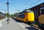 Der NS Koploper ICM 4011 (NL-NS 94 84 4385011-0), ein dreiteilige Elektrotriebwagenzug vom Typ ICM / Plan Z (Koploper), am 29 April 2025 im Het Spoorwegmuseum (bis 2005 NSM - Nederlands Spoorwegmuseum