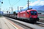 1116 085 fuhr mit einen leeren autozug durch kundl in tirol,29.07.21