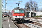 1144 041 der BB verlsst als REX mit ziel Feldkirch den Bahnhof Lindau-Insel (ehemals Lindau Hbf) am 24.3.21