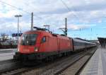 1016 040-6 bei der durchfahrt des Bahnhof von Rosenheim am 30.