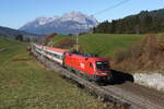 1016 041 war am 8. November 2025 bei Fieberbrunn auf dem Weg nach Schwarzach/St. Veit.