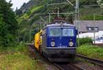 1142 562 durchfuhr mit einem Baukran am 02.08.12 Vallendar in Richtung Sden