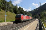 1293 024 und 1293 028 mit einem  KLV  vom Brenner kommend am 3. September 2024 in St. Jodok.