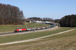 1293 127 mit einem gemischten Gterzug aus Salzburg kommend am 7. Mrz 2025 bei Axdorf.