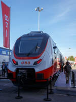 Die �BB und Bombardier pr�sentierten auf der InnoTrans 2018 in Berlin (18.09.2018) neuen �BB Cityjet vom Typ TALENT 3.

Die Fahrzeuge sollen in �sterreich und in Deutschland uneingeschr�nkt zugelassen werden, wobei 6 der 25 Fahrzeuge in Tirol auch  ...