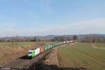 ER20-01 alias 223 102 zieht bei Unterthölau den Wiesau - Hamburg Containerzug.