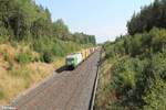 ER20-01 zieht den Wiesau Containerzug nach Hof bei Großwenden.