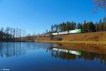 ER20 03 + 193 218  Ludwig van Beethoven  und 193 832 ziehen bei Oberteich mit dem DGS 69265 Wiesau - Niedergörne in Richtung Hof.