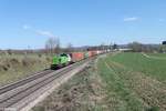 G1700.03 mit dem Wiesau - Hamburg Containerzug bei Unterthölau gen Hof.