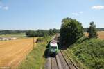 ER20-02 mit dem Hackschnitzelzug aus Wiesau in Richtung Regensburg bei Rechenlohe.