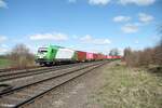 ER20 03 mit dem Wiesauer Containerzug aus Hamburg bei der Einfahrt in Wiesau/oberpfalz.