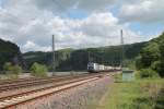 1193 980 mit einem Wechselpritschenzug beim Loreley Betriebsbahnhof.