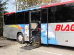 Detailaufnahme vom Behindertenlift im Setra 415 H von Blaguss Reisen aus Wien,am 16.9.2014 in Krems gesehen.