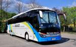 Setra 517 HD von Blaguss Reisen aus Wien am 24.4.2015 in Krems.