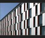 Die Fassade des Carl Benz Centers in Stuttgart-Bad Cannstatt.