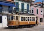 Bahnen in Portugal: Die drei verbliebenen Strassenbahnlinien 1, 18 und 22 von Porto werden mit historischen zweiachsigen Motorwagen betrieben.
