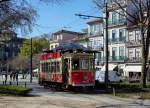 Bahnen in Portugal: Die drei verbliebenen Strassenbahnlinien 1, 18 und 22 von Porto werden mit historischen zweiachsigen Motorwagen betrieben.