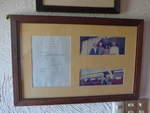 (212'272) - Jimmy Carter, ex US-Pr�sident besuchte im Jahr 2000 mit seiner Frau das Hotel-Restaurant Los H�roes in Nuevo Arenal (Bild h�ngt in der Reception; am 24.