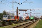 Eine Stunde nach Ende des Streiks vom 21.04.2023 warteten in Pattburg/Padborg kurz vor 12 Uhr 3 Gterzge auf Ausfahrt gen Sden: Hectorrail 241.005 mit KLV ; DB 185 401 ; GreenCargo Br 5333 mit