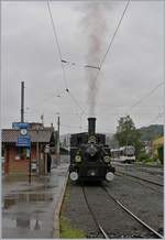 Die Blonay-Chamby G 3/3 N° 6 raucht in Blonay kurz vor ihrer Abfahrt nochmals so richtig toll.