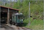 Der CGTE Gepäcktriebwagen Fe 4/4 151 von 1911 von SIG/Siemens & Halske der Blonay Chamby Bahn steht im Musemsbahnhof von Chaulin.