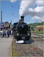 Die BFD HG 3/4 N° 3 der Blonay Chamby Bahn steht mit ihrem Dampfzug nach Chaulin in Blonay zur Abfahrt bereit.