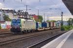 BLS Vectron 475 406 durchfahrt mit der Cabooter-Shuttle Kln West am 24 September 2018.