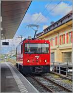 Der CJ Gem 2/2 522 wartet in La Chaux de Fonds auf die Abfahrt. 

26. Juni 2024