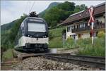 Der CEV MVR ABeh 2/6 7504 ist an seinem Zielbahnhof Sonzier angekommen.