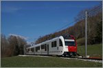 Ein neuer TPF Triebwagen bei Châtel St-Denis.