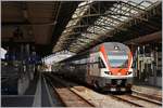 Der SBB RABe 511 017 als RE nach Vevey bei seinem Halt in Lausanne.