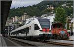 Der Trenord Tilo RABe 524 202 Triebzug in Locarno. 

19. Sept. 2016