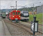 Les chemin de fer disparus - Die verschwundenen Bahnen (RhB Bellinzona -Mesoco 1907 - 2016) der RhB Bernina Bahn ABe 4/4 I 35 der Blonay Chamby Bahn rangiert in Blonay um seinen Personenzug 3571 nach Chaulin zu übernehmen. 

14. September 2025