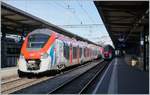 genve/692296/in-gen232ve-wartet-der-sncf-x In Genève wartet der SNCF X 31515 M auf die Abfahrt in Richtung Annecy und im Hintergrund der Z 31525 M auf die Weiterfahrt nach Coppet.

21. Feb. 2020