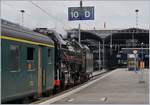 Die 141 R 1244 des  Vereins Mikado 1244  erreicht ihr Ziel Luzern, wobei viele Reisende bereits im eigentlichen Zielbahnhof Luzern Verkehrshaus ausgestiegen sind um dort unter anderem die 01 202 zu