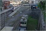 Ein Blick auf den Bahnhof von Montreux von Südosten her. Rechts die relativ ausgedehnte Gleisangelange der MOB, Links die abgespeckte SBB Gleisanlage mit lediglich zwei Gleisen und zwei SBB RABe 523 die als Regionalzug nach St-Maurice unterwegs sind. 

  
29. April 2025