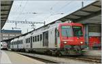 Der ex MThB RABD 566 632-6 als SBB RBDe 561 171-0 (Landkreis Konstanz) mit Bt wartet in Olten als  Läufelfingerli  auf die Abfahrt nach Sissach.

25. Juni 2011