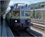 Nach seiner heutigen ersten Fahrt über den Lötschberg ist der BLS BCFe 4/6 736  Blauer Pfeil  in Spiez eingetroffen. Nach einer kurzen Pause wird er planmässiges Regionalzugpaar nach Interlaken übernehmen und dann nochmals nach Brig und zurück fahren. 
14. August 2016 d