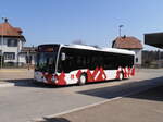 (234'068) - CarPostal Ouest - JU 42'649 - Mercedes (ex CJ Tramelan Nr. 130) am 26. Mrz 2022 beim Bahnhof Les Reussilles