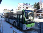 (270'275) - Engadin Bus, St. Moritz - GR 100'694 - Mercedes (ex Busland, Burgdorf Nr. 113) am 27. Dezember 2024 beim Bahnhof Zuoz