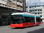 (267'972) - VB Biel - Nr. 55 - Hess/Hess Gelenktrolleybus am 11. Oktober 2024 beim Bahnhof Biel