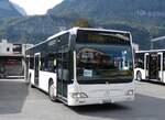 (267'442) - Welti-Furrer, Bassersdorf - Nr. 53/ZH 214'499 - Mercedes am 22. September 2024 beim Bahnhof Meiringen