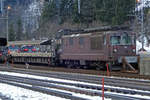 Am Autoverladerampe in Kandersteg steht am 1 Januar 2020 BLS 180.