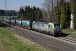 Blockgüterzug von BLS Cargo mit der Re 475 407 bei Mühlau am 22.